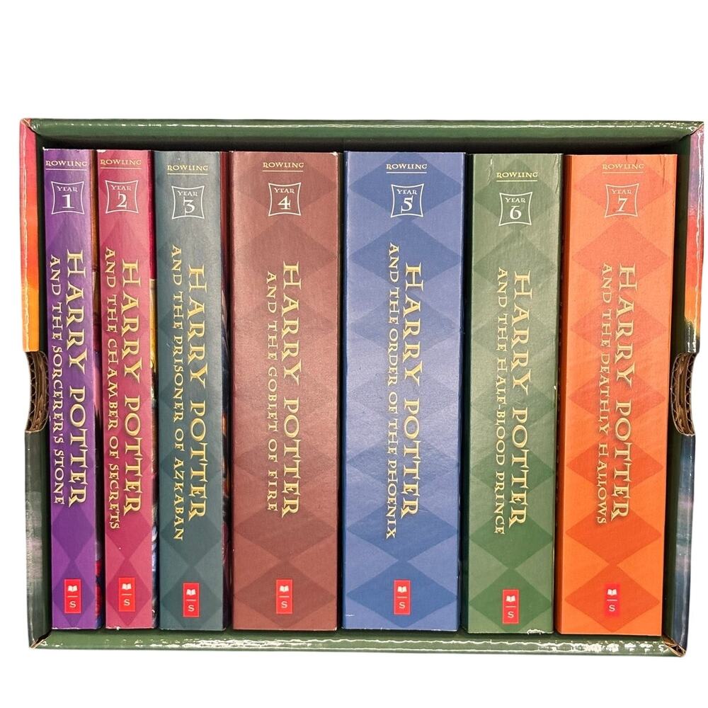 New - Harry Potter Complete Boxed Set, Paperback Books 1-7, JK Rowling, 2009